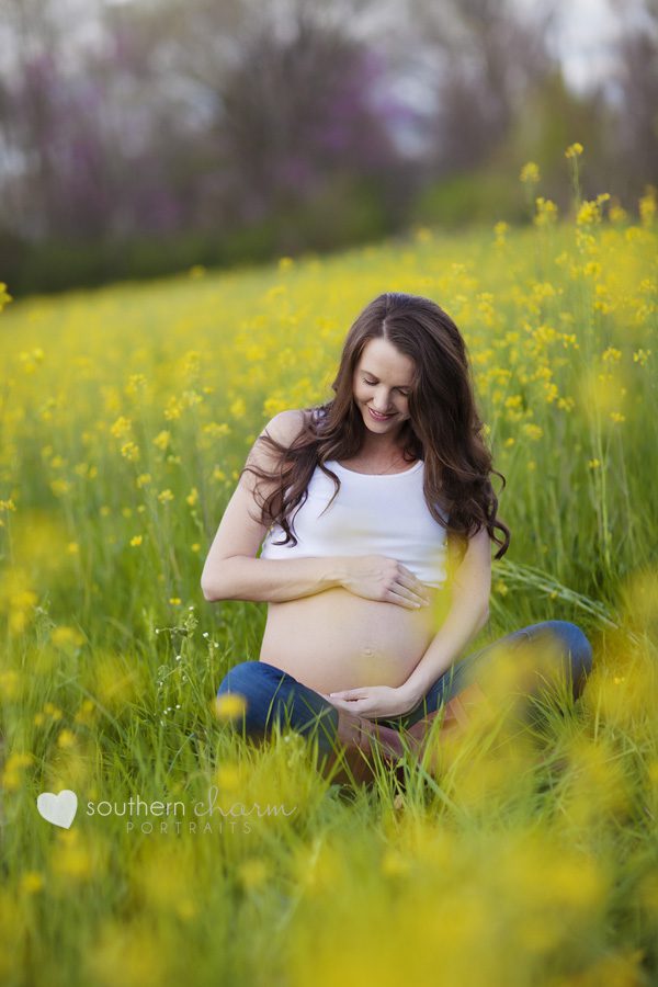 maternity and newborn photographer in knoxville, tn