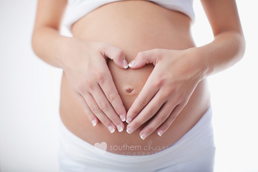 maternity and newborn photographer in knoxville, tn