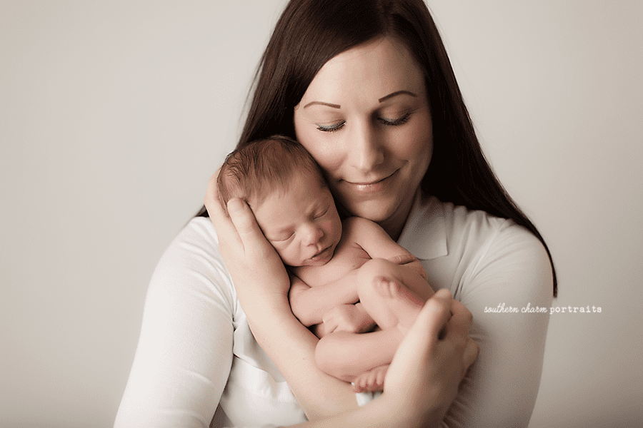 mother baby newborn photography knoxville