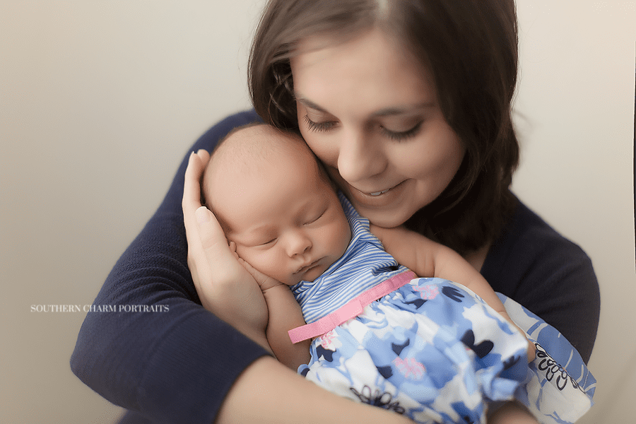 knoxville tn newborn posing