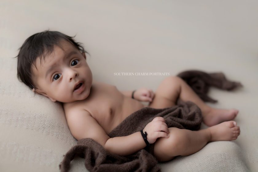 Knoxville newborn photographer 